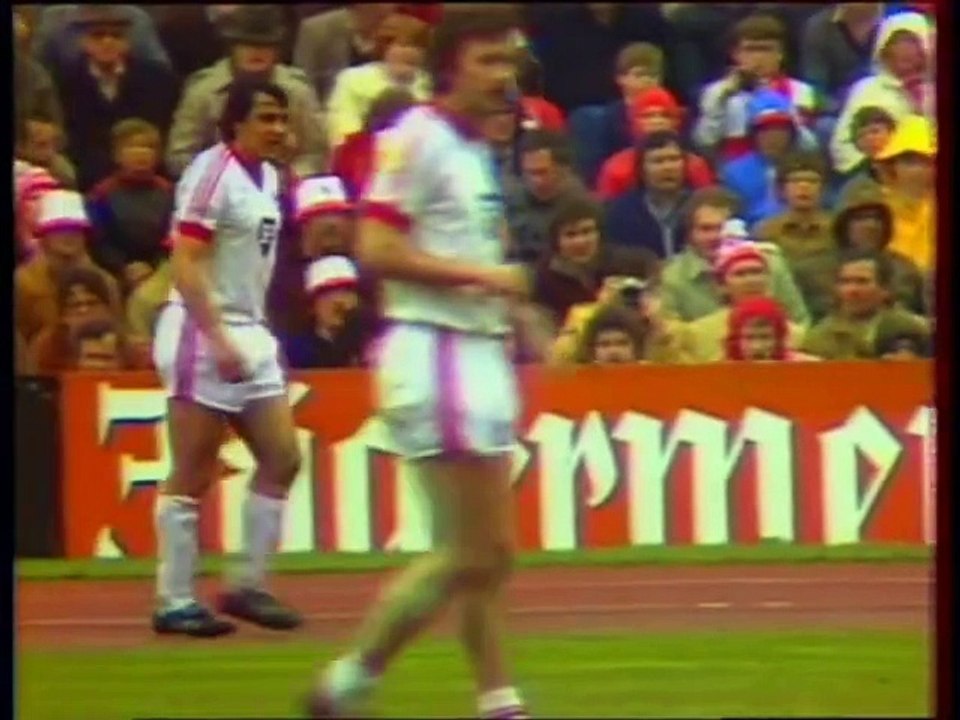 BAYERN MUNICH - HAMBOURG - 1982 - SAISON 1981/1982 -