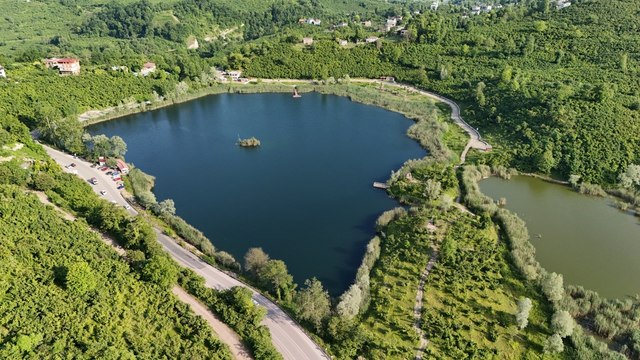 Mavi ve yeşilin buluşma noktası: Şehre gelenler görmeden dönmüyor!
