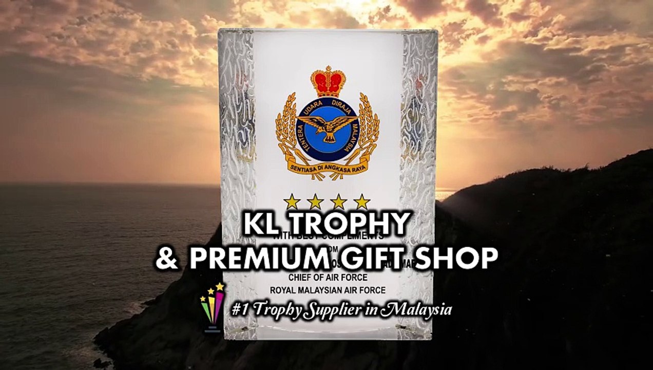Trending Trophy Designs for This Year You Can’t Miss - KL Trophy And Premium Gift Shop