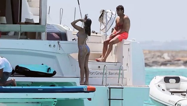 Vacaciones 'hot' en Ibiza: Laura Escanes y Joan Verdú en su mejor versión (y sin filtros)