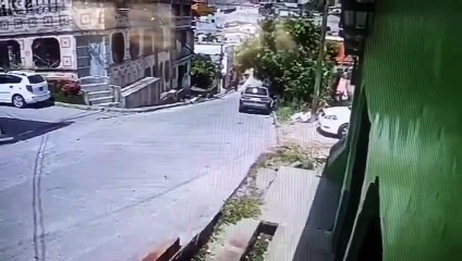 Niño se salva de morir arrollado en Copán