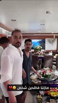 غازي الذيابي وفريقه في البحر