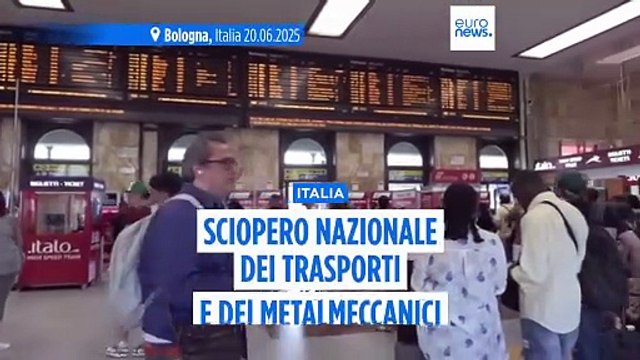Italia, sciopero dei trasporti e dei metalmeccanici: in 10mila bloccano la tangenziale a Bologna
