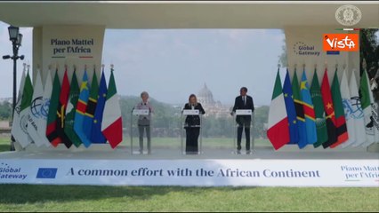 Meloni: Africa continente ricchissimo che può stupire se messo nelle giuste condizioni