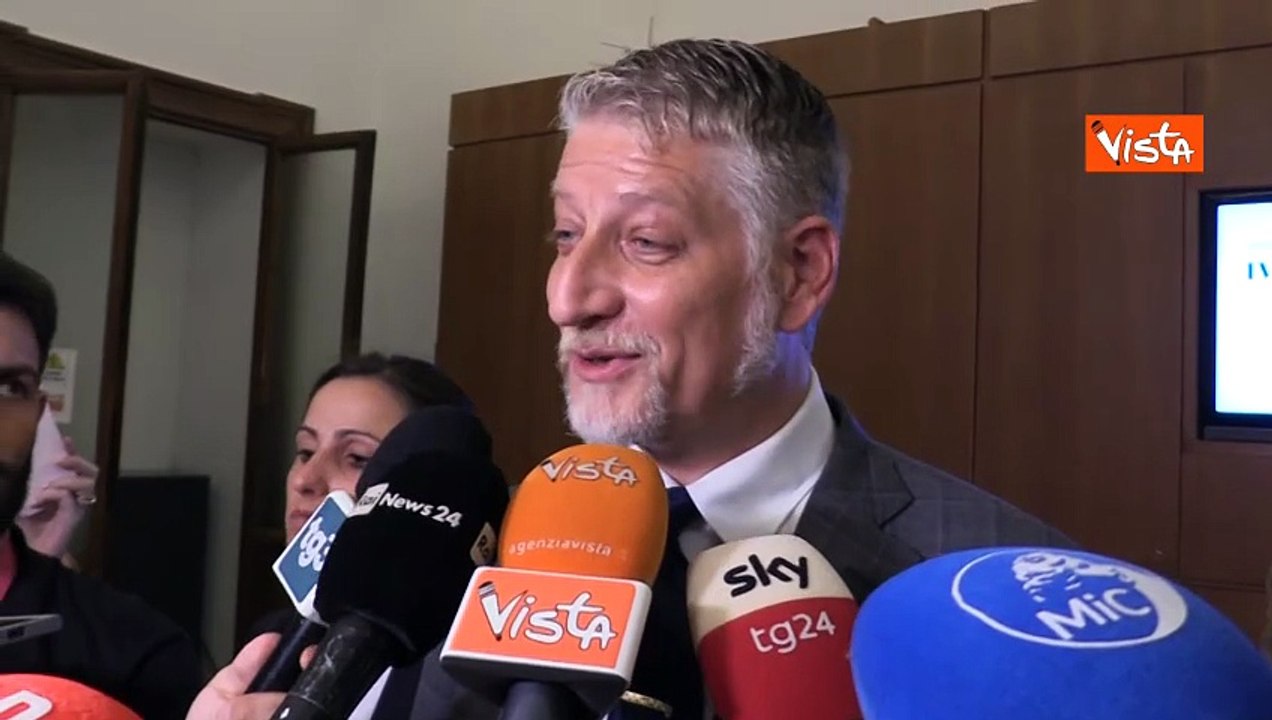 Giuli: "Sul Teatro La Pergola nessun attacco politico, c'è valutazione tecnica in corso"