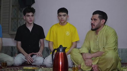 معاناة كبيرة للأفعان في باكستان وضياح أحلامهم في السفر لأمريكا