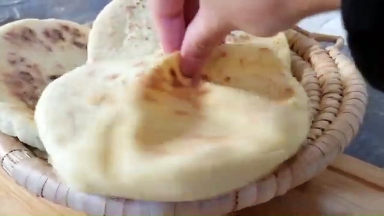 Batbout - Moroccan Pita Bread.