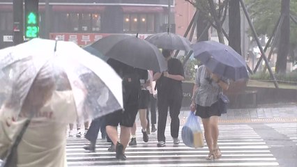 [날씨] 정체전선 남하, 남부 100㎜ 더 내린다...수위 높아진 중랑천 / YTN