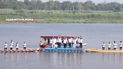 Watch: Delhi Chief Minister performs yoga in the middle of Yamuna