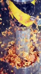 Splashing Under Weight