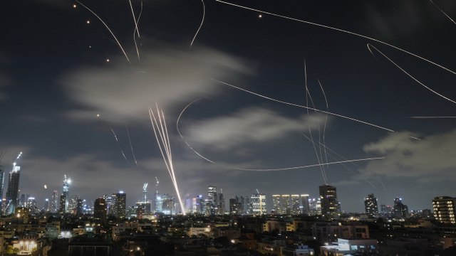 Irán lanza una nueva oleada de misiles contra Tel Aviv y otras ciudades de Israel