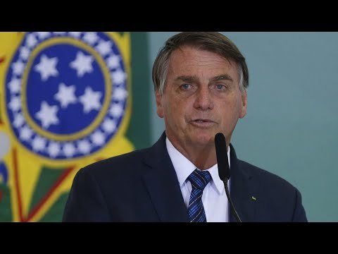 Jair Bolsonaro faz pronunciamento em rede de rádio e televisão