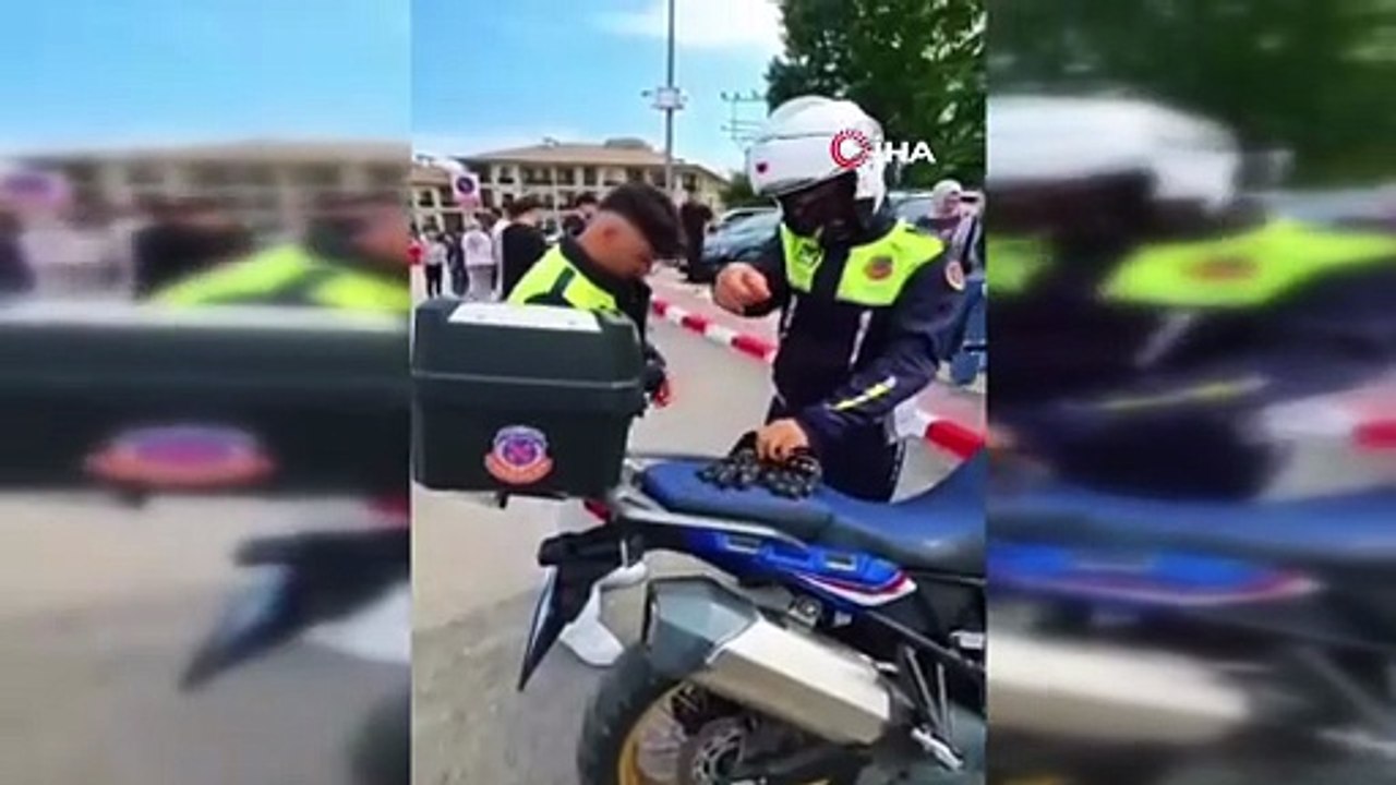 Yalova’da kimliğini unutan öğrencinin imdadına motosikletli jandarma yetişti