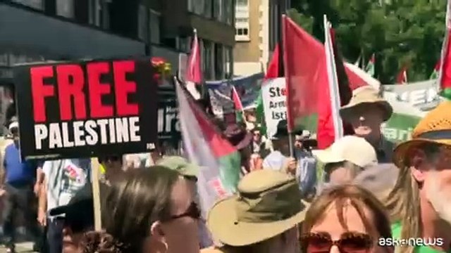 Migliaia di persone a Londra alla manifestazione pro palestinesi