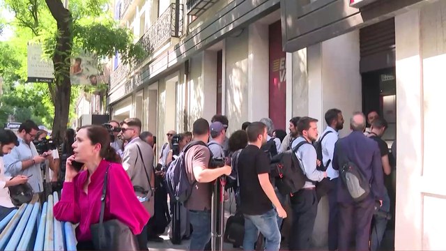 La oposición vuelve a exigir elecciones tras la intervención de la UCO en Ferraz