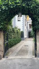 "Esplorare Milano in Bicicletta: Un Viaggio tra Architettura e Storie Nascoste"