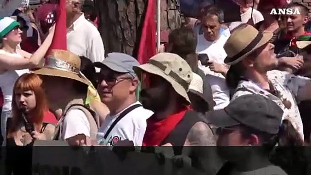 A Roma il corteo contro il riarmo, le guerre sconvolgono vita delle persone