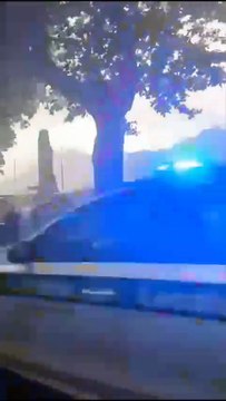 Maltempo a Lecco, crolla la ruota panoramica: il video