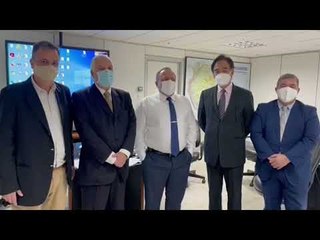 Pazuello negociou Coronavac com intermediária pelo triplo do preço, diz jornal