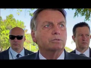 Bolsonaro diz que Barroso é "contra transparência das eleições”