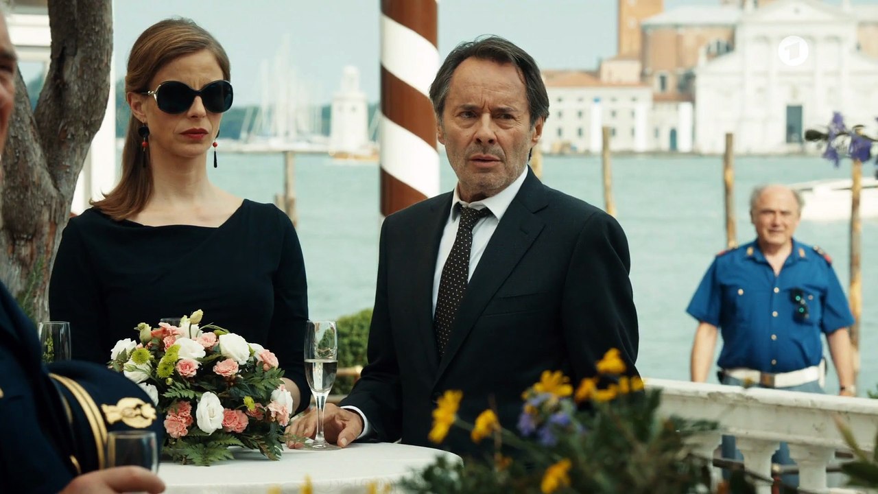 Donna Leon: Tierische Profite