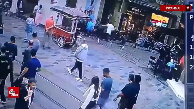 Taksim’de 68 suçtan aranan şüpheli polis kovalamacasıyla yakalandı