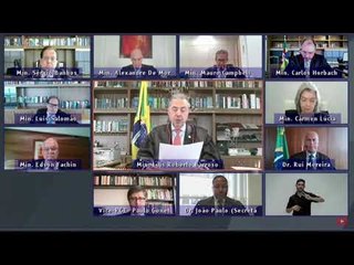 Barroso diz que Bolsonaro age de forma "covarde" e envergonha o Brasil