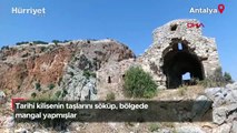 Tarihi kilisenin taşlarını söküp, bölgede mangal yapmışlar