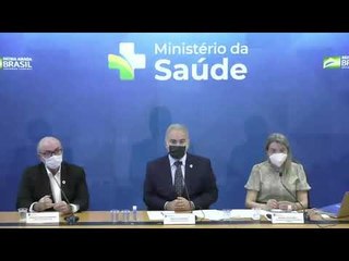 Queiroga: "O presidente me cobra todo dia essas questões de vacinação"