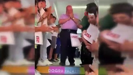 Eskişehir'de okul müdürüne duygusal veda