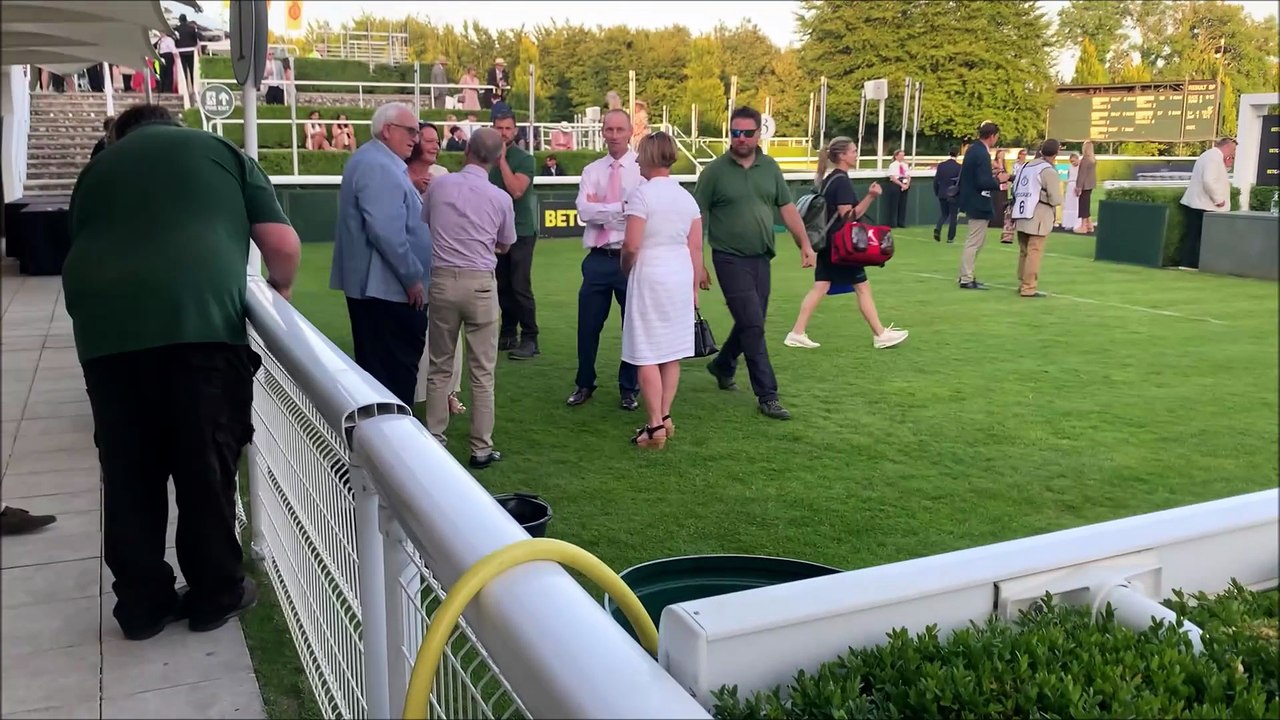Timelapse of Goodwood winners' enclosure being...