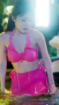 Ending Xi is an orphan raised by the Shen family. She was used as a tool for marriage and was sent to the chessboard of the rich. Everyone only knew that she was gentle and well-behaved and had no one to rely on, but they didn't know.