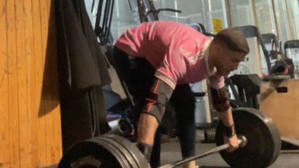 Fitness enthusiast tries to snatch his PR but fails horribly