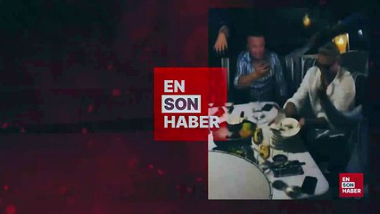 Barış Alper Yılmaz, arkadaşının kafasında tabak kırdı