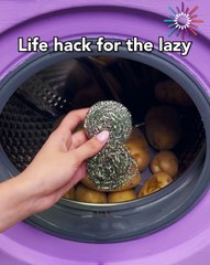 Effortless potato cleaning hack for lazy people! 🥔😂