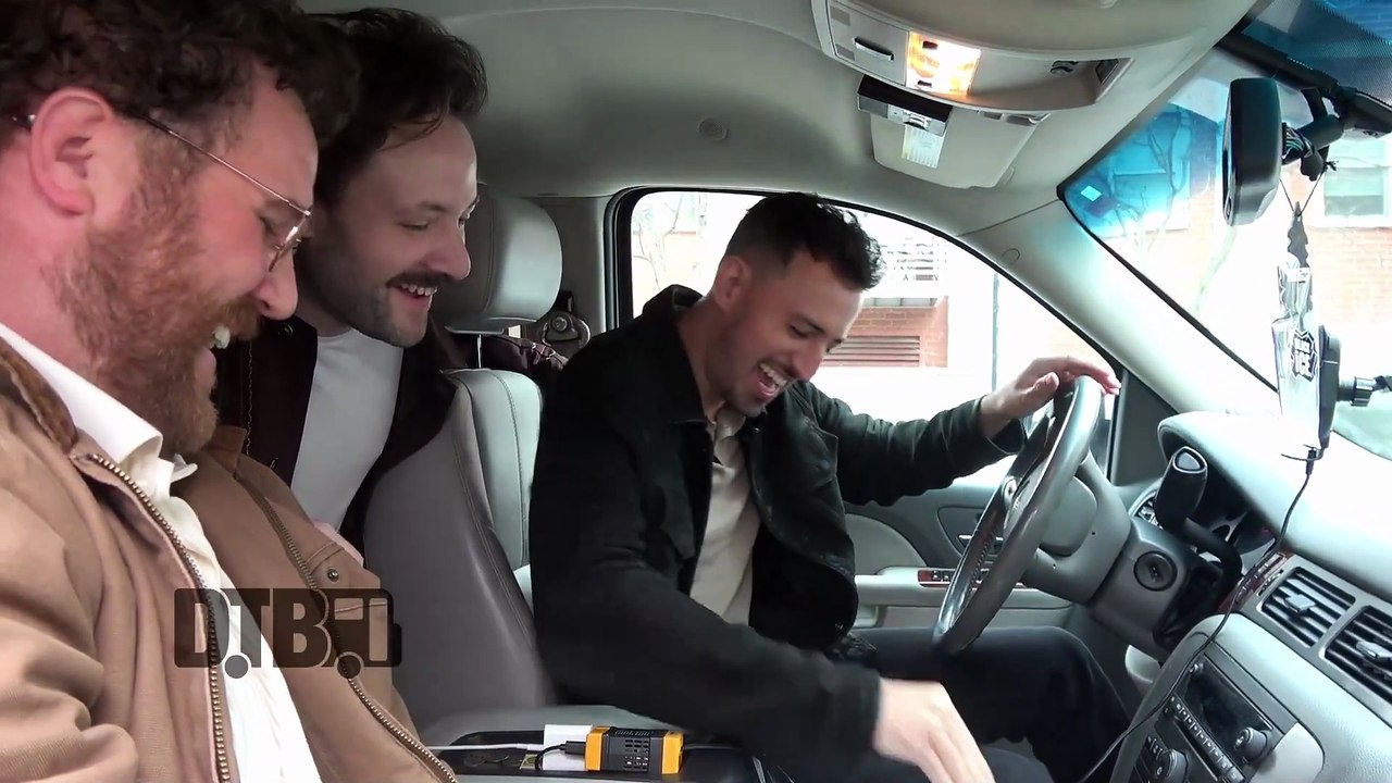 Raynes - BUS INVADERS Ep. 2060