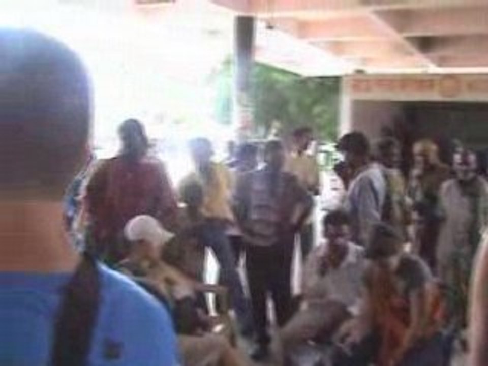 les adieux a la gare routière