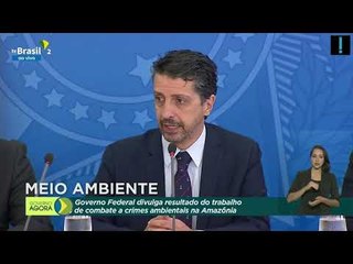 Ministro que dizia não acompanhar desmatamento celebra queda nos números de novembro