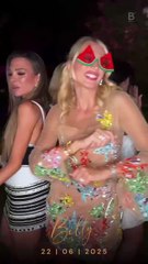 Η Σπυροπούλου διασκεδάζει στη βάφτιση του γιου της