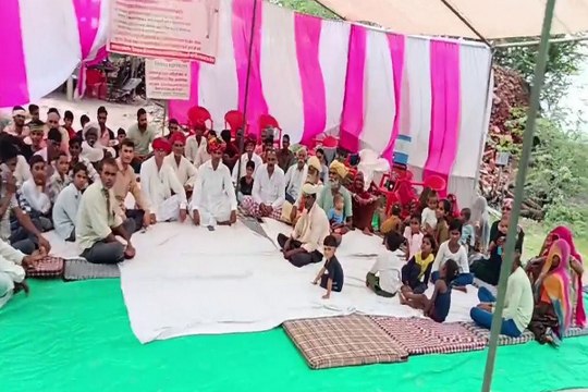 Video: 27 सालों से मूलभूत सुविधाओं से वंचित लोगों का फूटा गुस्सा, बीसलपुर में अनिश्चितकालीन धरना शुरू