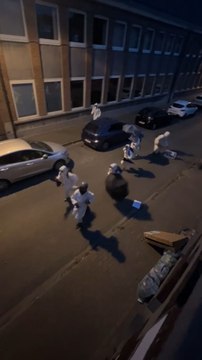 Des militants du collectif Stop Arming Israël en action ce lundi 23 juin 2025 à Tournai