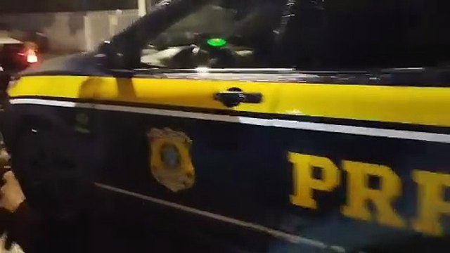 Durante madrugada chuvosa, PRF apreende 257 kg de maconha em Cascavel