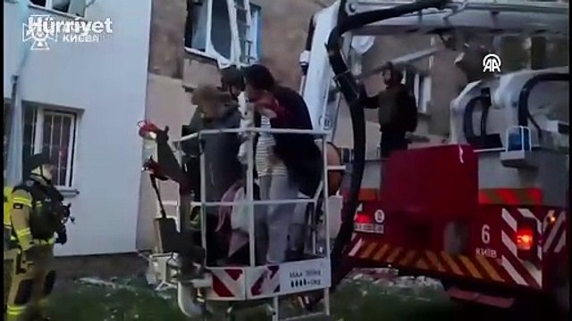 Rusya'dan Ukrayna'ya füze ve İHA'larla saldırı: Kiev vuruldu