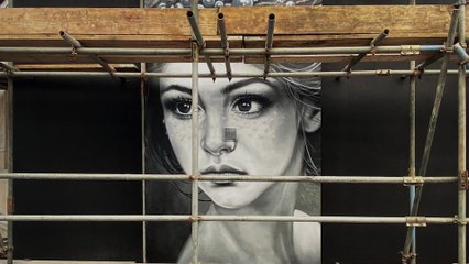 New mural by Abraham. O in Egerton Road, Bexhill