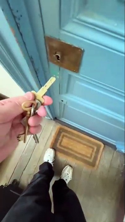 Délogé de chez moi par un inconnu (2)