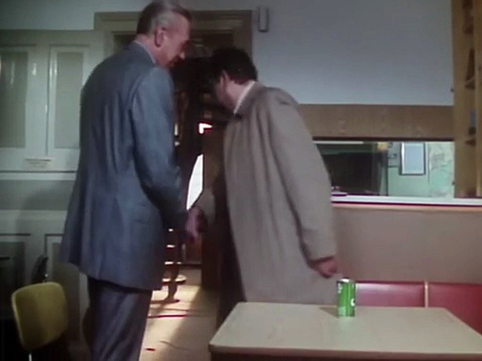 Derrick S11E10 Ende der Sehnsucht