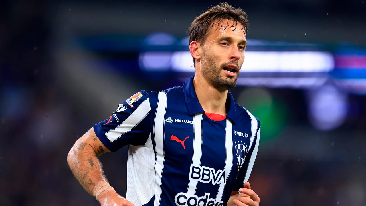 Sergio Canales causa preocupación tras no entrenar junto a sus compañeros de Rayados