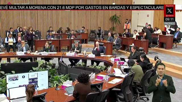INE propone multar a Morena con 21.6 mdp por gastos en bardas y espectaculares en campaña