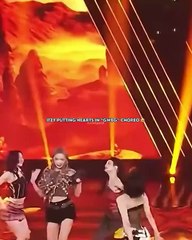 Seeing Itzy this happy is healing for me itzy midzy chaeryeong yuna ryujin yeji lia