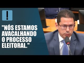 "Estamos avacalhando processo legislativo", diz Marcelo Ramos, sobre PEC kamikaze